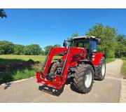 Трактор Massey Ferguson 5611
