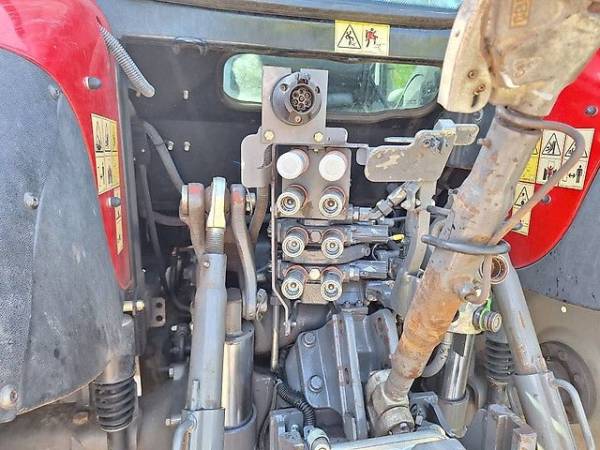 Трактор Massey Ferguson 5611 (2016)