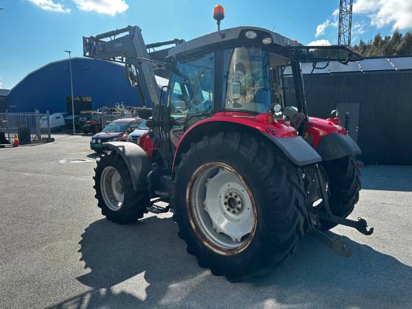 Трактор Massey Ferguson 5610 (2014)