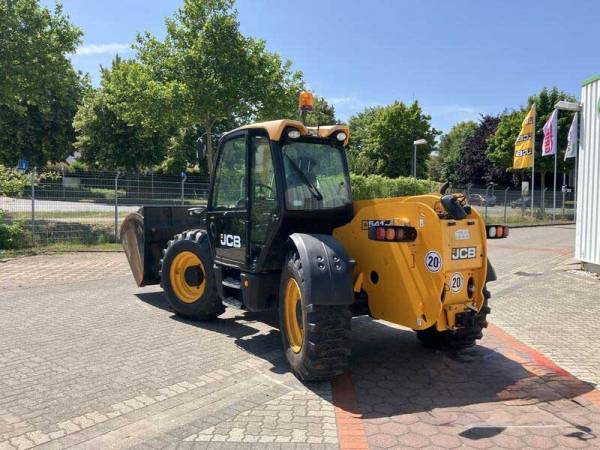 Навантажувач JCB 541-70 Agri (2015)