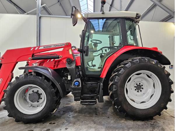 Трактор Massey Ferguson 5455 (2009)