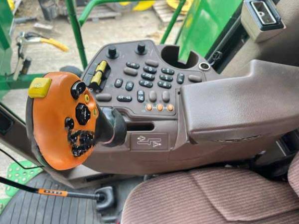 Комбайн John Deere 9560i WTS (2007)