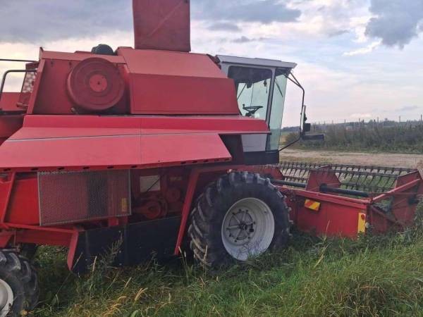 Комбайн Massey Ferguson 25 (1996)