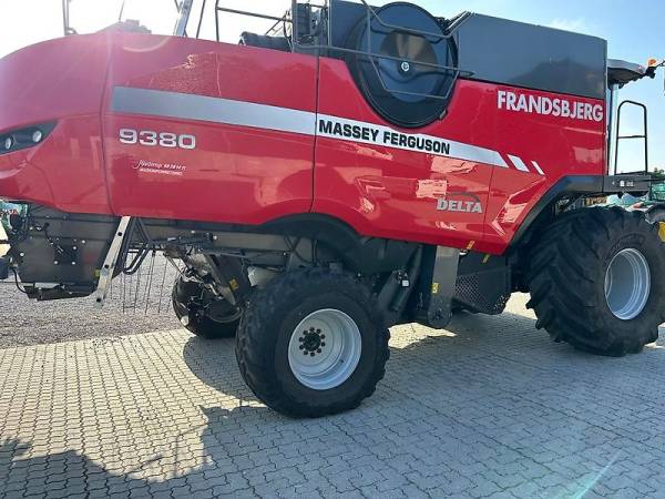 Комбайн Massey Ferguson 9380 Delta (2015)