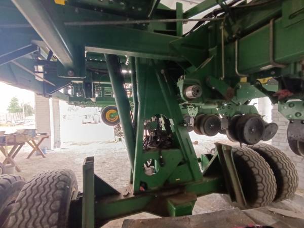 Сівалка точного висіву John Deere 1745 (2014)