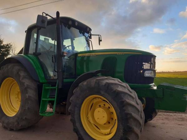 Трактор John Deere 6920 (2002)