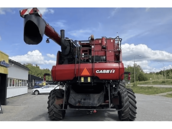 Комбайн Case IH Axial Flow 6140 (2016)