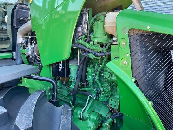 Трактор John Deere 8310R (2013)