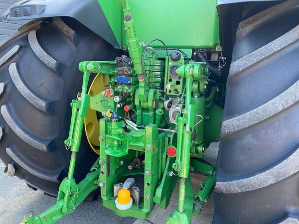 Трактор John Deere 8310R (2013)