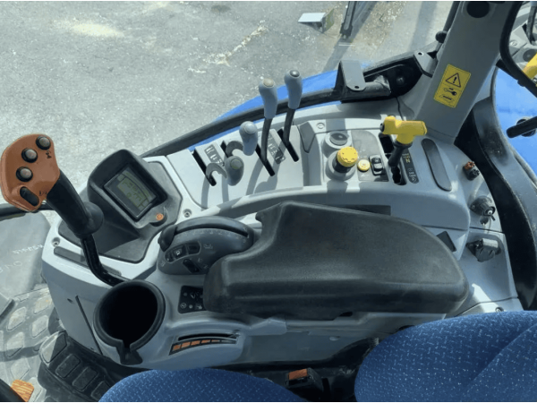 Трактор New Holland T 7.210 (2015)