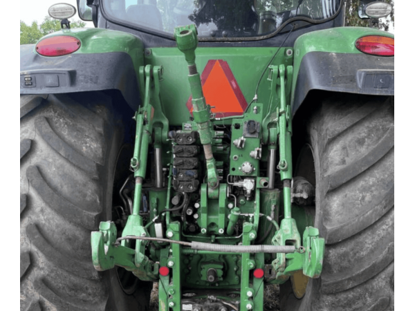 Трактор John Deere 8320R (2014)