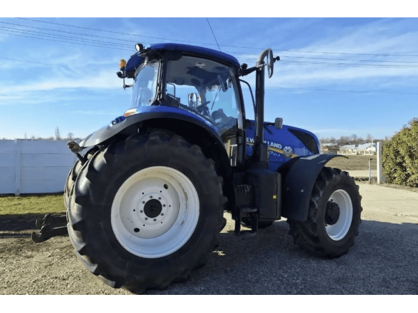 Трактор New Holland T 7.165 S (2015)