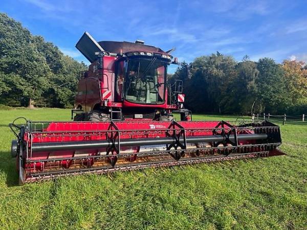 Комбайн Case IH 7140 (2015)