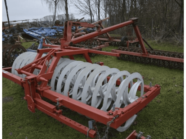 Коток Kverneland 900/14 (2003)