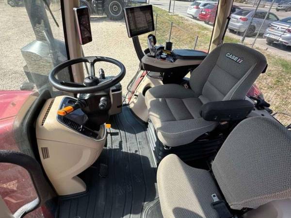 Трактор Case IH Magnum 400 (2022)