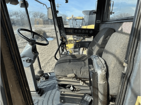 Комбайн New Holland TR98 (1996)