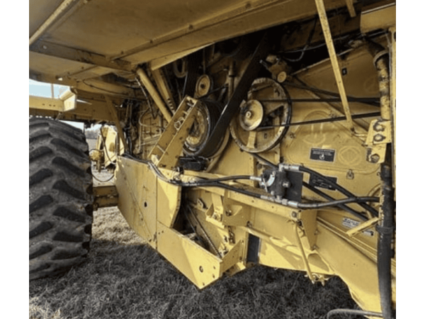 Комбайн New Holland TR98 (1996)