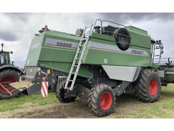 Комбайн Fendt 5220 E (2011)