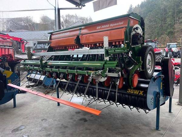 Сеялка Amazone D9 3000 Spezial (2025)