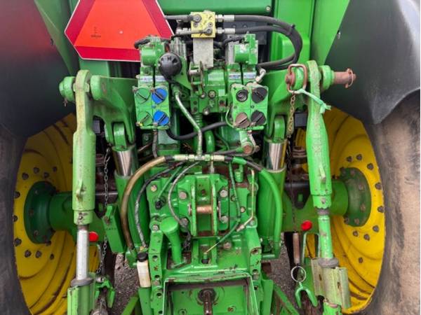 Трактор John Deere 7530 (2007)
