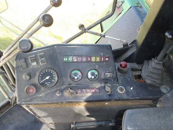 Комбайн John Deere 1085 (1984)