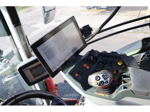 Трактор Claas Axion 870 (2019)