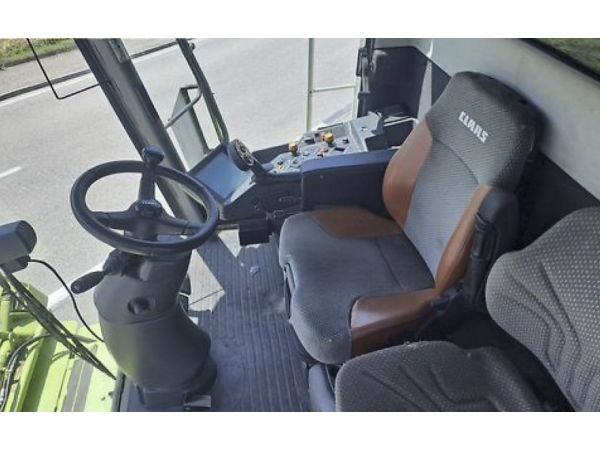 Комбайн Claas lexion 570 montana (2004)