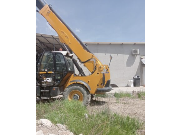 Навантажувач JCB 540-170 (2015)