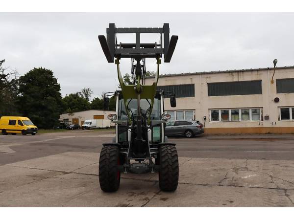 Погрузчик Claas Torion 530 (2025)