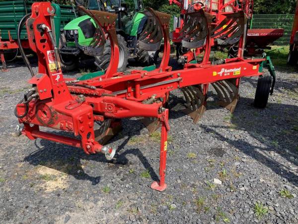 Плуг оборотний Kverneland ED 85 