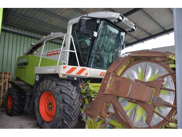 Кормозбиральний комбайн Claas Jaguar 870 (2010)