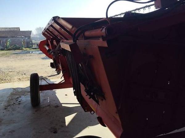 Комбайн Massey Ferguson 38 (1995)