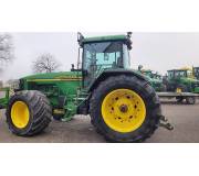 Трактор John Deere 8310
