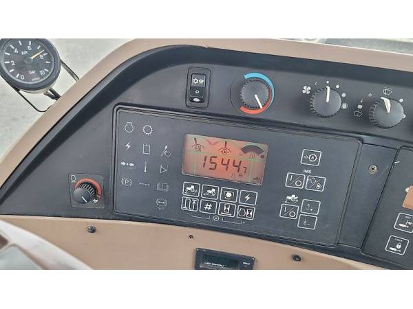 Трактор John Deere 8310 (2001)