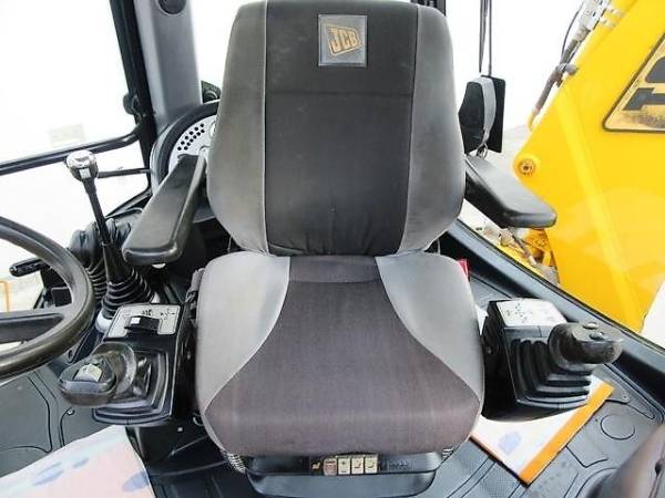 Экскаватор-погрузчик JCB 3CX SM (2007)
