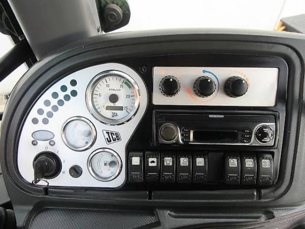 Экскаватор-погрузчик JCB 3CX SM (2007)