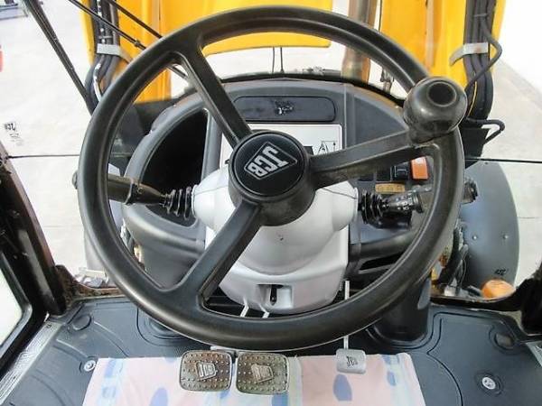 Экскаватор-погрузчик JCB 3CX SM (2007)