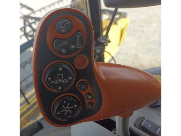 Комбайн New Holland CX8080 (2007)