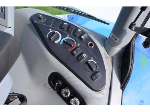 Трактор  New Holland T8.435 (2017)