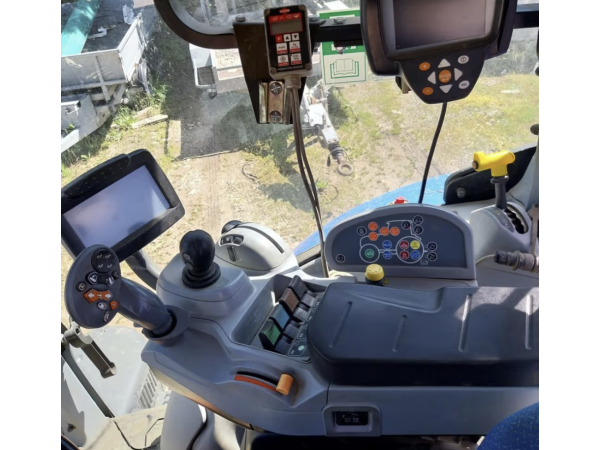 Трактор New Holland T7.210 (2013)
