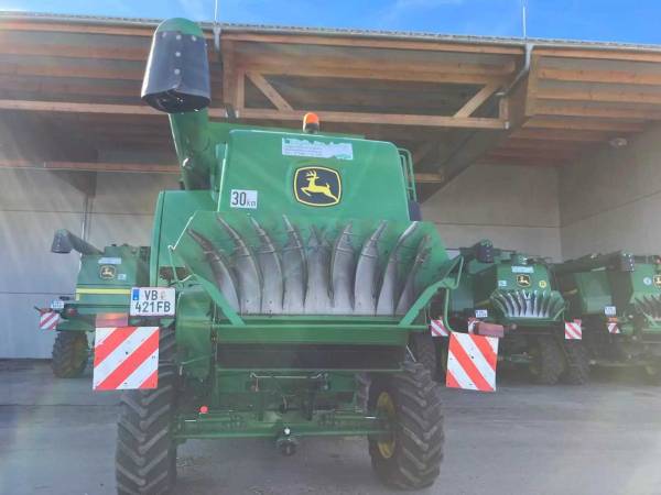 Комбайн John Deere T560 (2009)