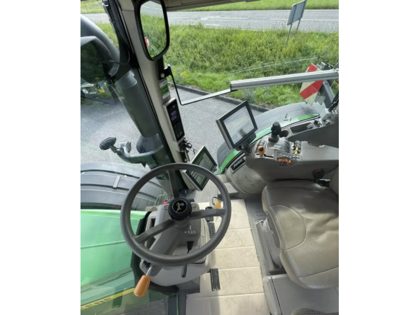 Трактор John Deere 7310R (2019)
