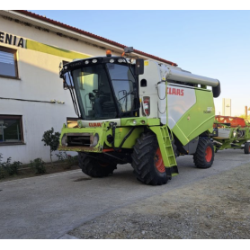 Комбайн Claas Tucano 320 (2015)