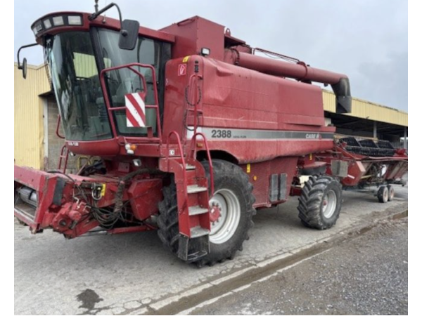 Комбайн  Case IH 2388 Exclusive (2003)