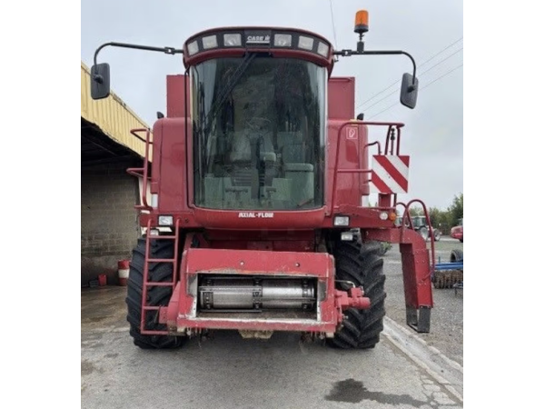 Комбайн  Case IH 2388 Exclusive (2003)