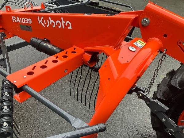 Сіноворушилка Kubota RA 1039 (2023)
