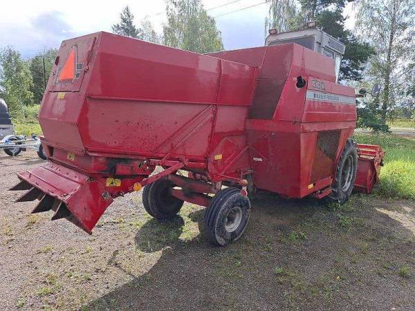 Комбайн Massey Ferguson 31XP (1988)