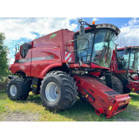 Комбайн Case IH Axial-Flow 8230 (2014)