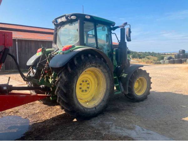 Трактор John Deere 6110M (2021)