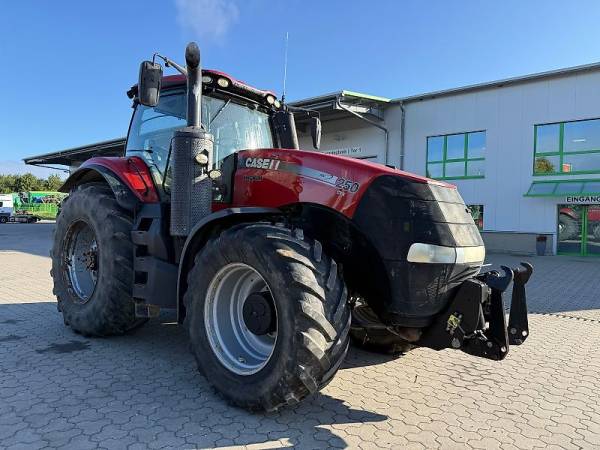 Трактор Case IH CVX 310 (2016)